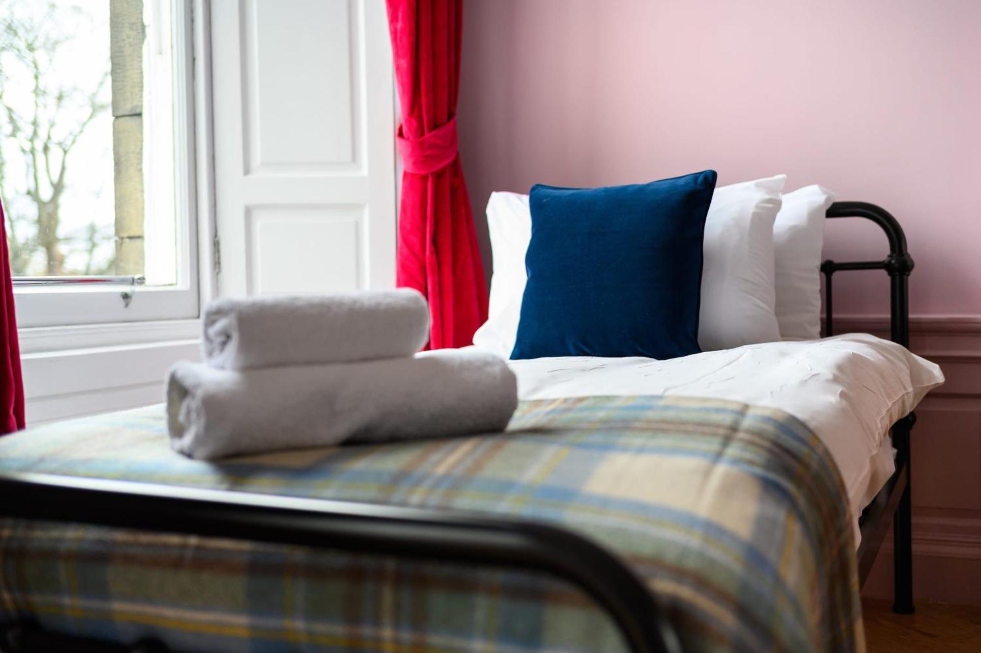 Queen Charlotte Guesthouse EDI Eksteriør billede